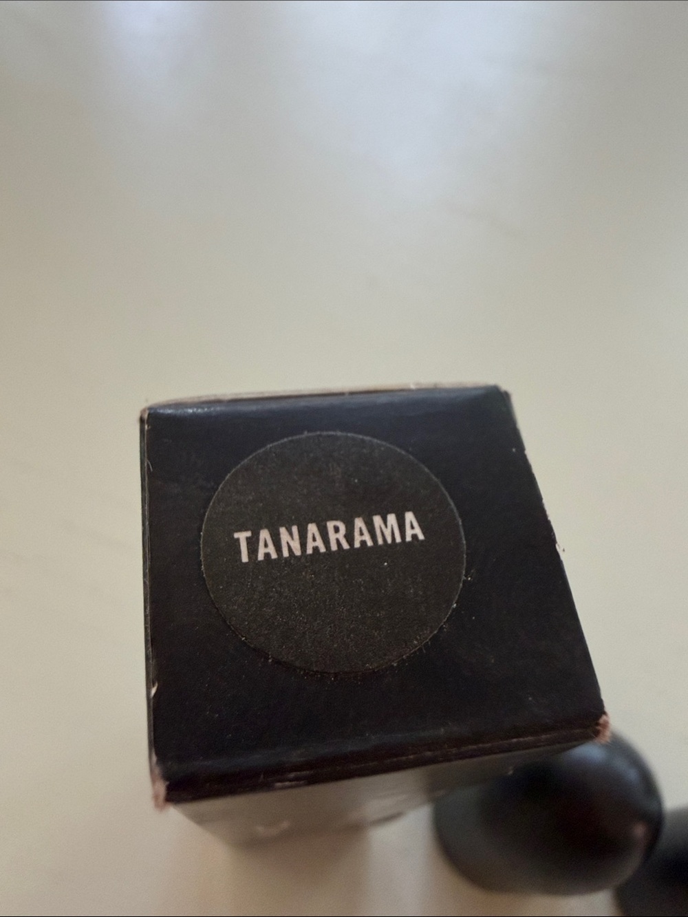 MAC Cosmetics Frost Lipstick in tanarama - Picture 2 of 3